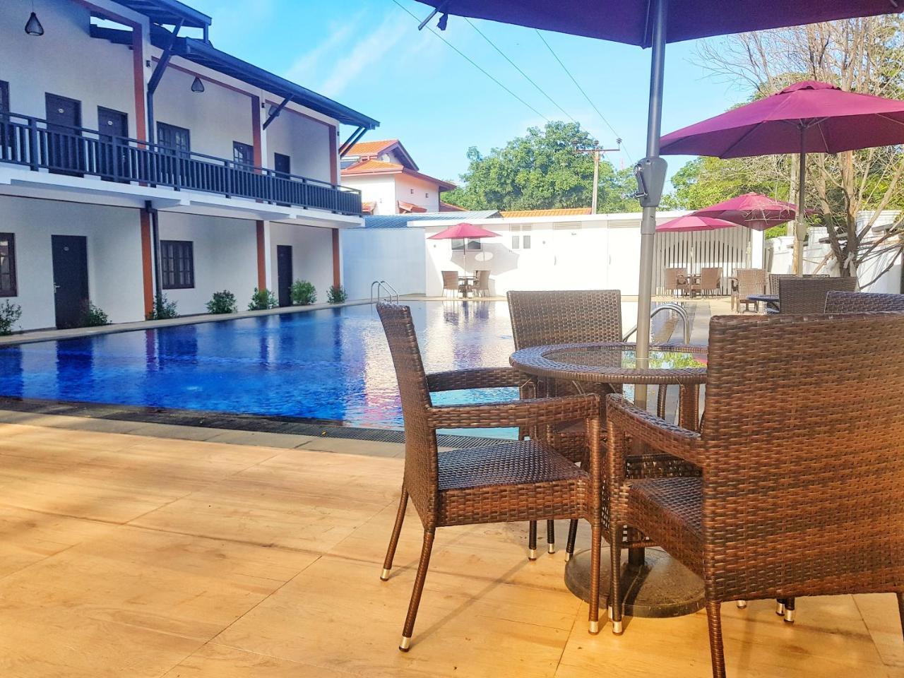 Livinya Holiday Resort Kataragama Ngoại thất bức ảnh