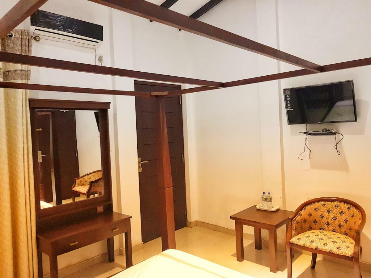 Livinya Holiday Resort Kataragama Ngoại thất bức ảnh